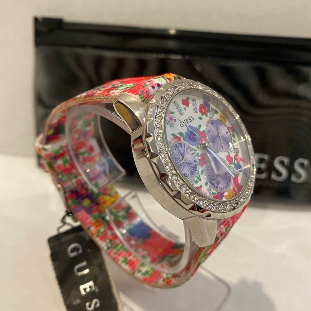 New GUESS Crystal Multi-Function Women's Watch - Picture 7 of 7